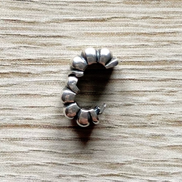 💕 Authentic PANDORA Ribbed Clip - Picture 6 of 7
